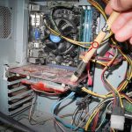 "Чистка компьютера от пыли: почему это важно и как часто делать?"