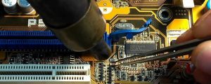 Подробнее о статье Ремонт материнской платы: признаки неисправности и стоимость